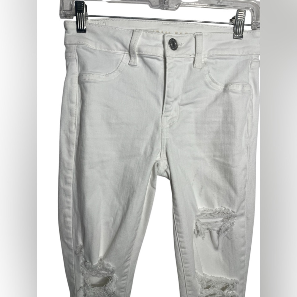 American Eagle jeans size 4 short white distressed raw hem Hi Rise Jeggings 🩷 - Picture 5 of 11